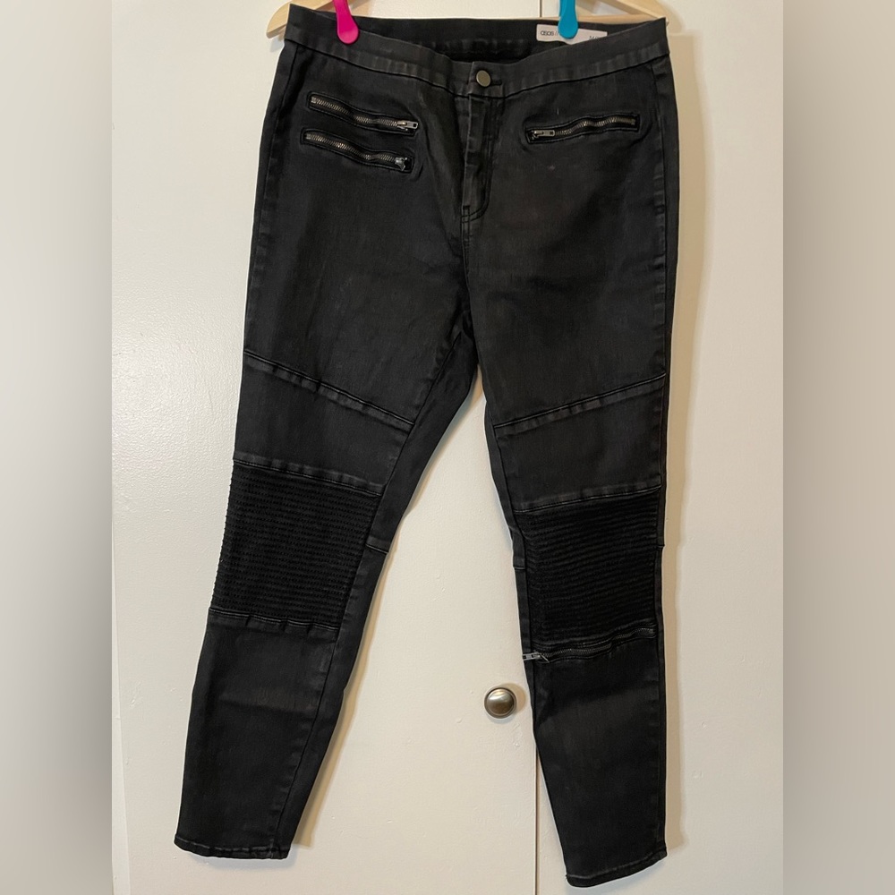 ASOS Denim stretchy jeans size 34W x 32L
